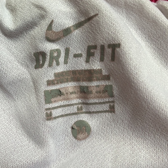 Nike Pink Shorts - Picture 6 of 8